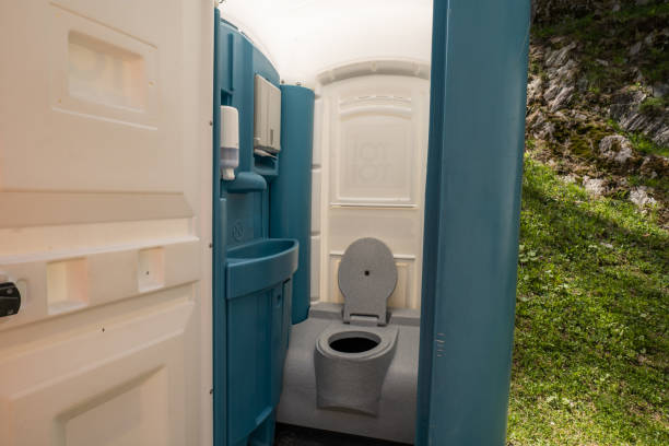 Best Standard Portable Toilet Rental  in Tunnel Hill, GA